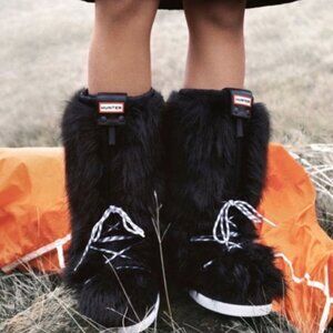 NWOB Hunter Original Faux Fur Boots